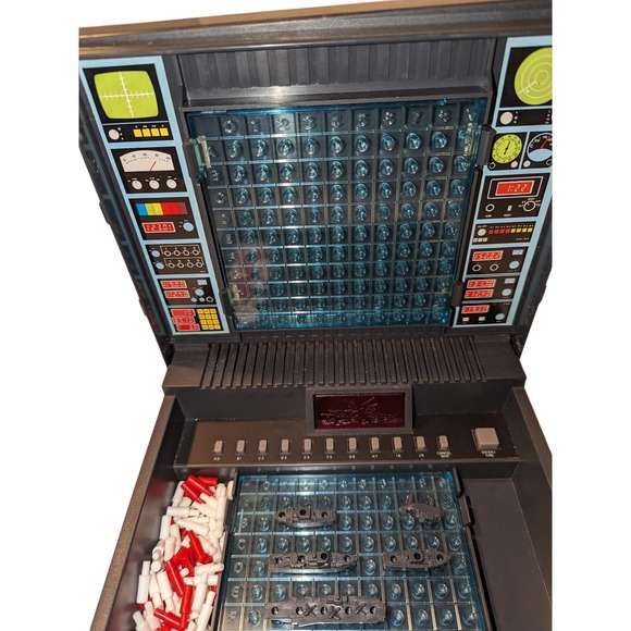 Vintage 1987 Radio Shack's Electronic Sea Battle Cat 60-2193 100% Complete - Picture 4 of 9